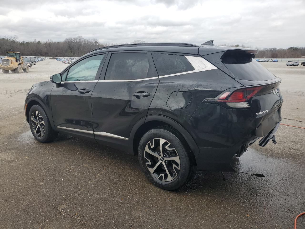 2023 Kia Sportage - Image 2