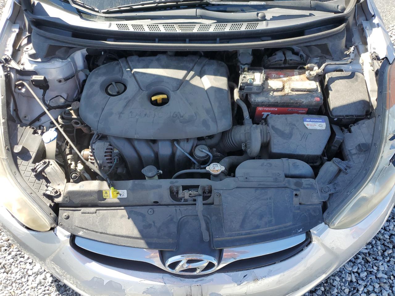 2013 Hyundai Elantra - Image 11