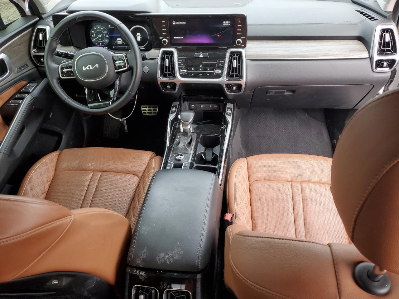 2022 Kia Sorento - Image 8