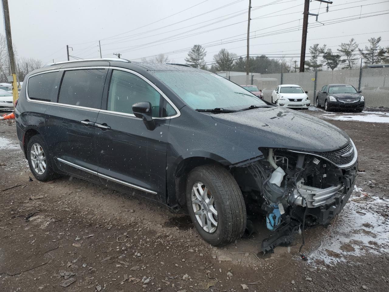 2020 Chrysler Pacifica - Image 4