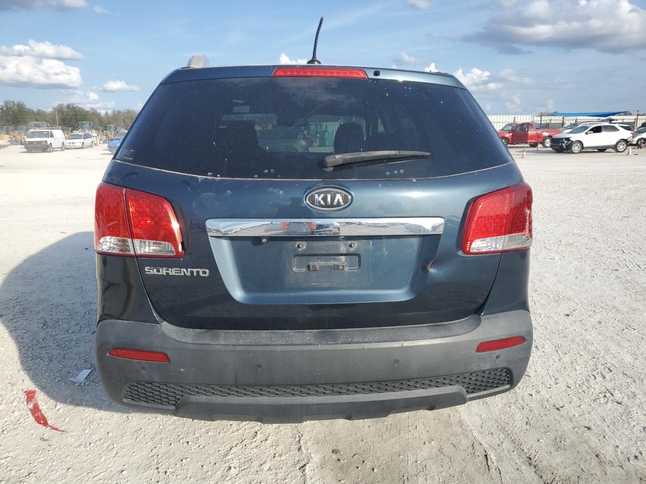 2011 Kia Sorento - Image 6