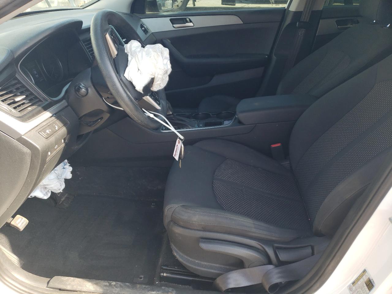 2019 Hyundai Sonata - Image 7