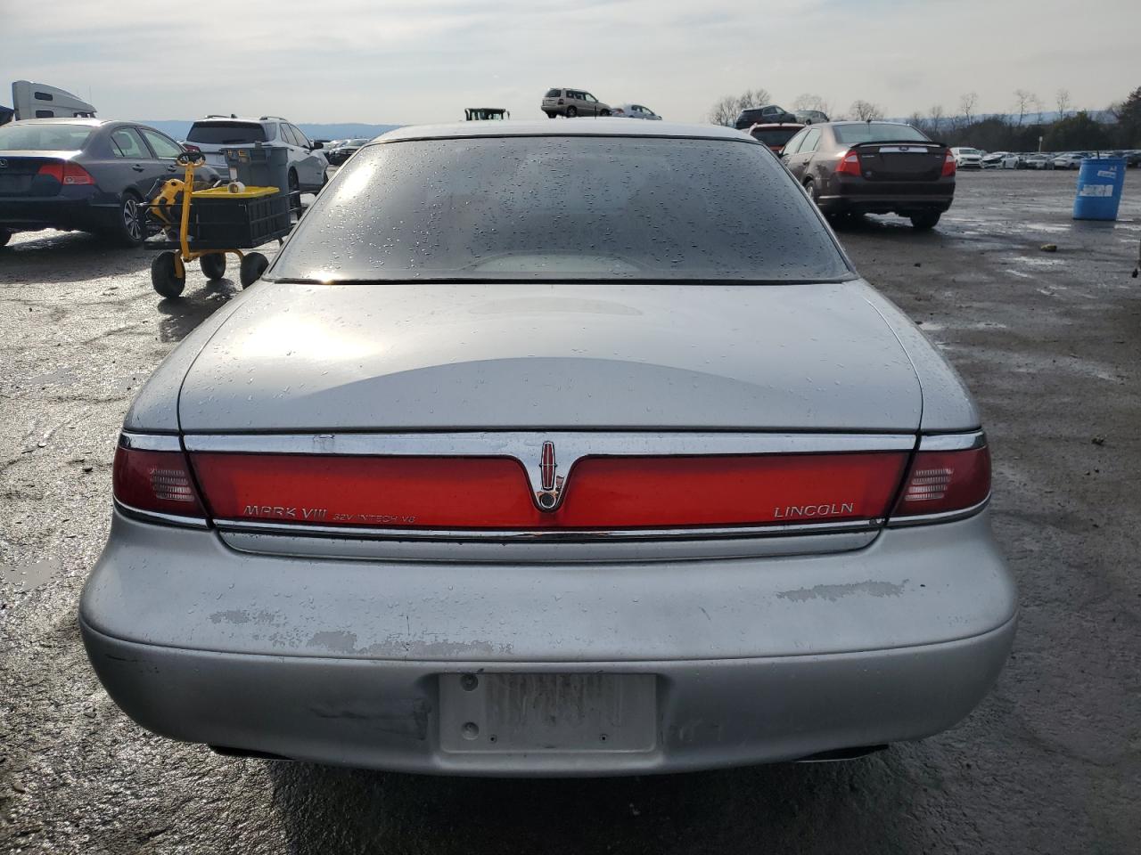 1997 Lincoln Mark VIII - Image 6