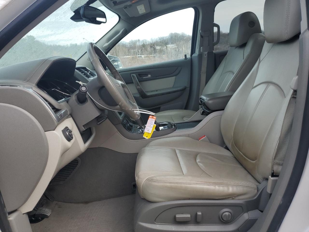2017 GMC Acadia - Image 7