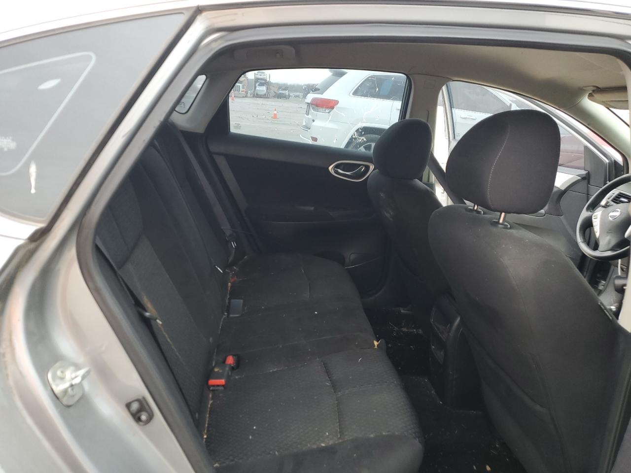 2014 Nissan Sentra - Image 10