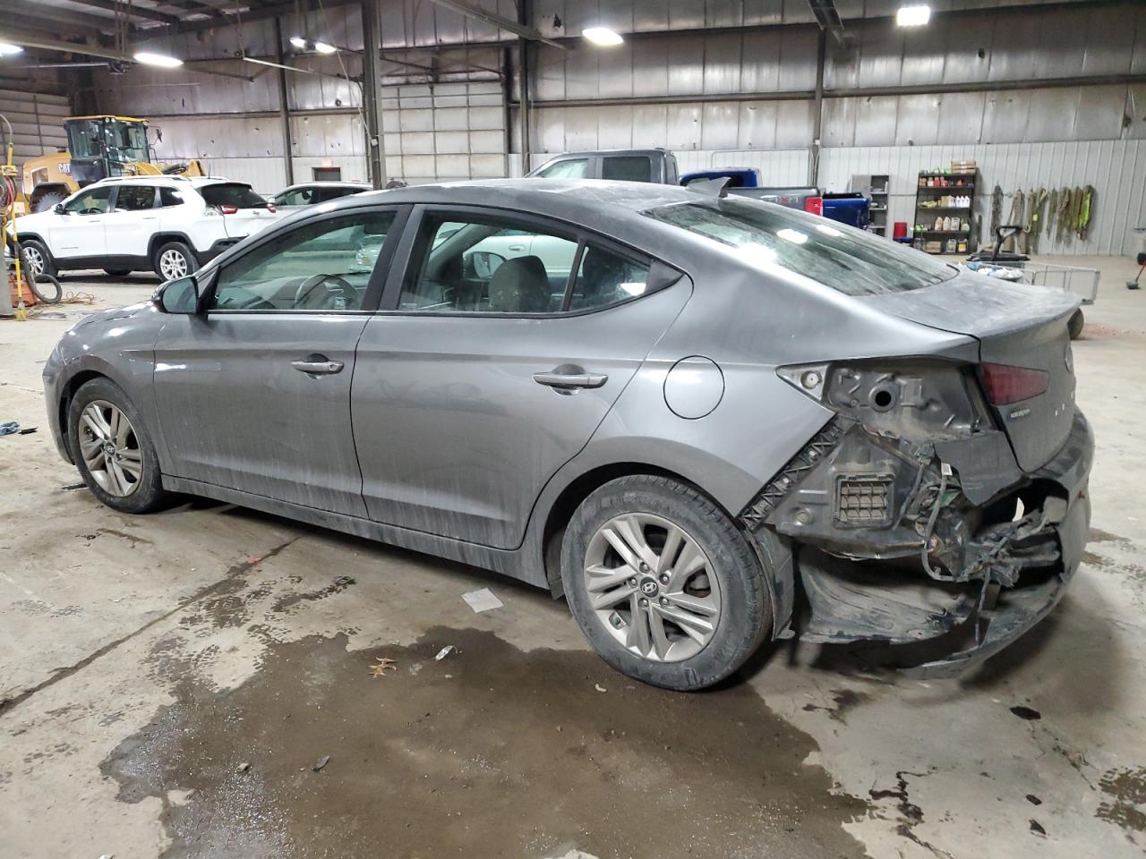 2019 Hyundai Elantra - Image 2