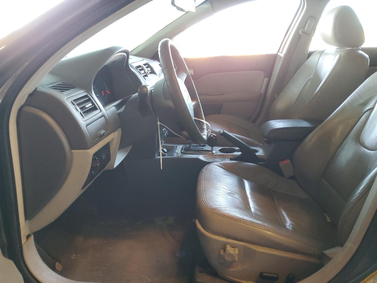 2010 Ford Fusion - Image 7