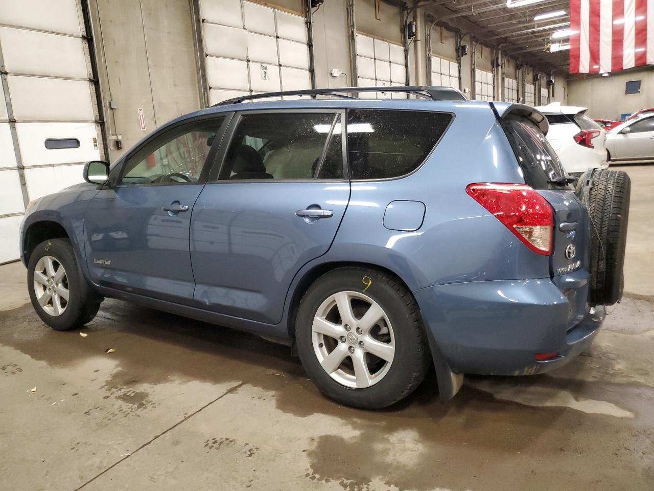 2007 Toyota RAV 4 - Image 2