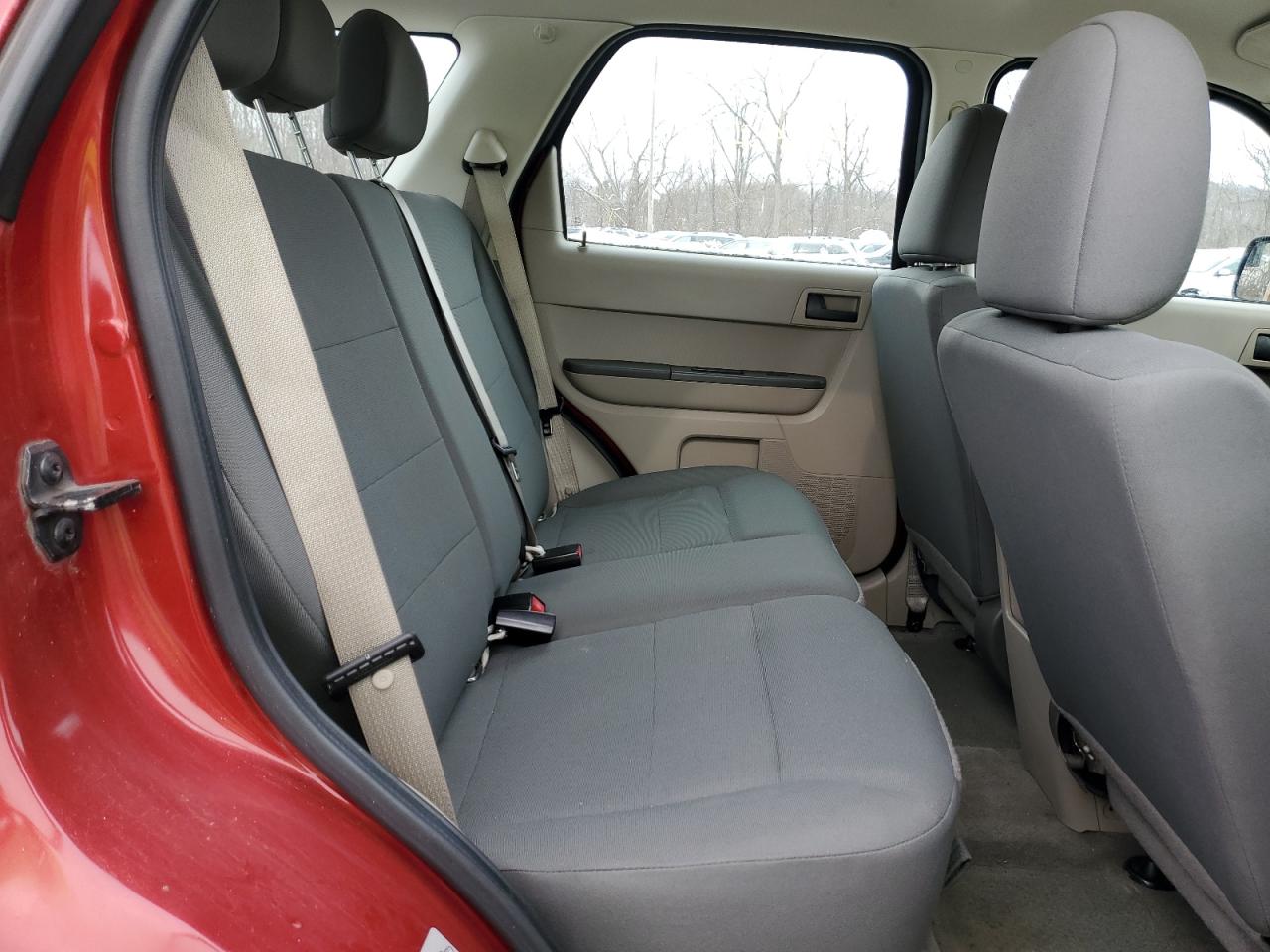 2012 Ford Escape - Image 11