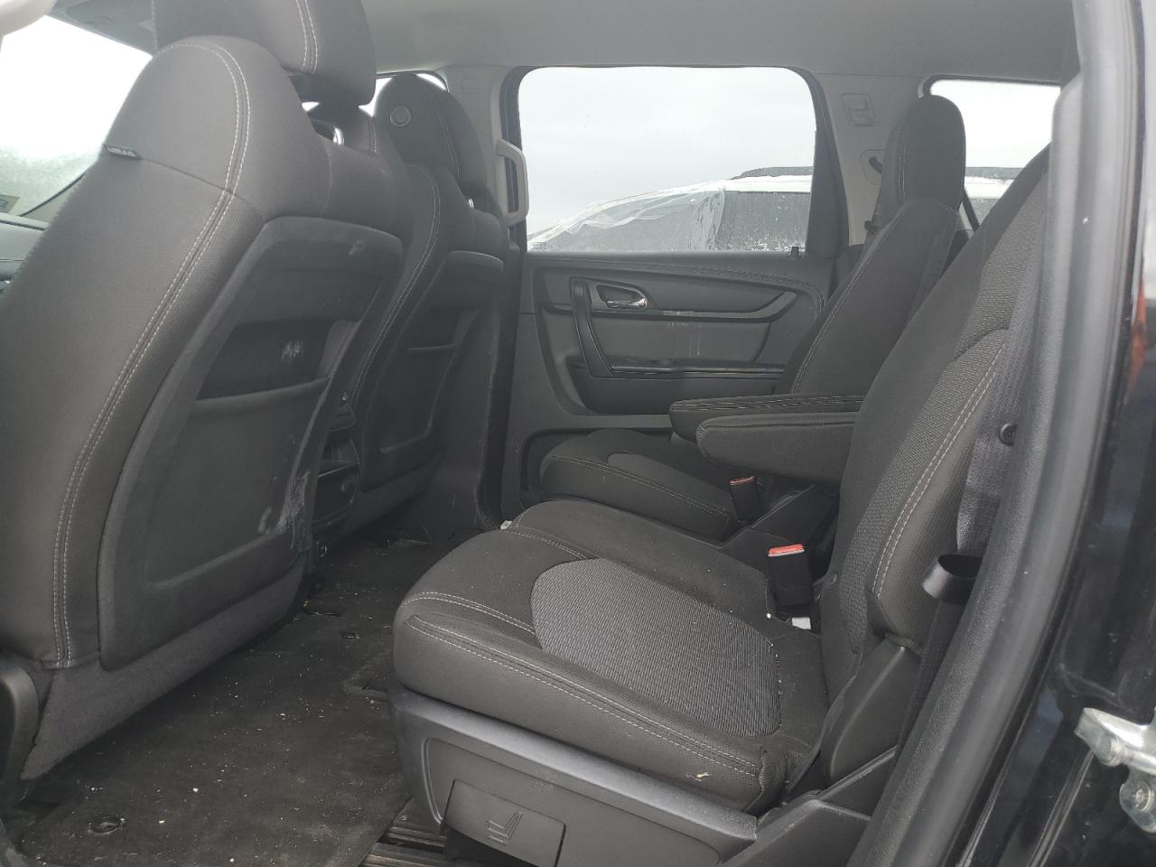 2017 Chevrolet Traverse - Image 11