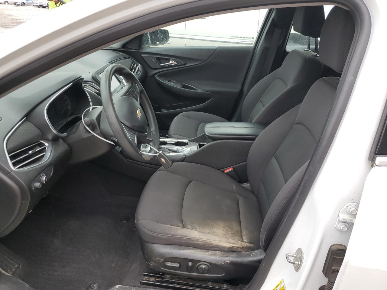 2017 Chevrolet Malibu - Image 7