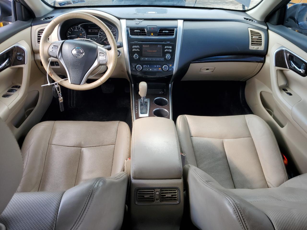 2015 Nissan Altima - Image 8