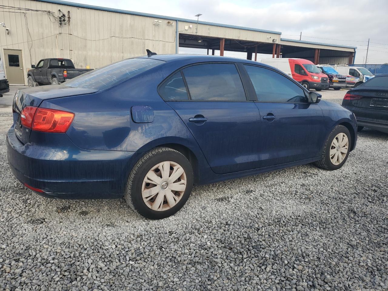 2014 Volkswagen Jetta - Image 3