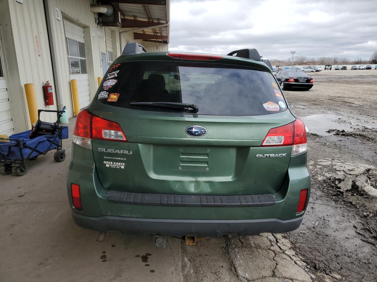 2010 Subaru Outback - Image 6