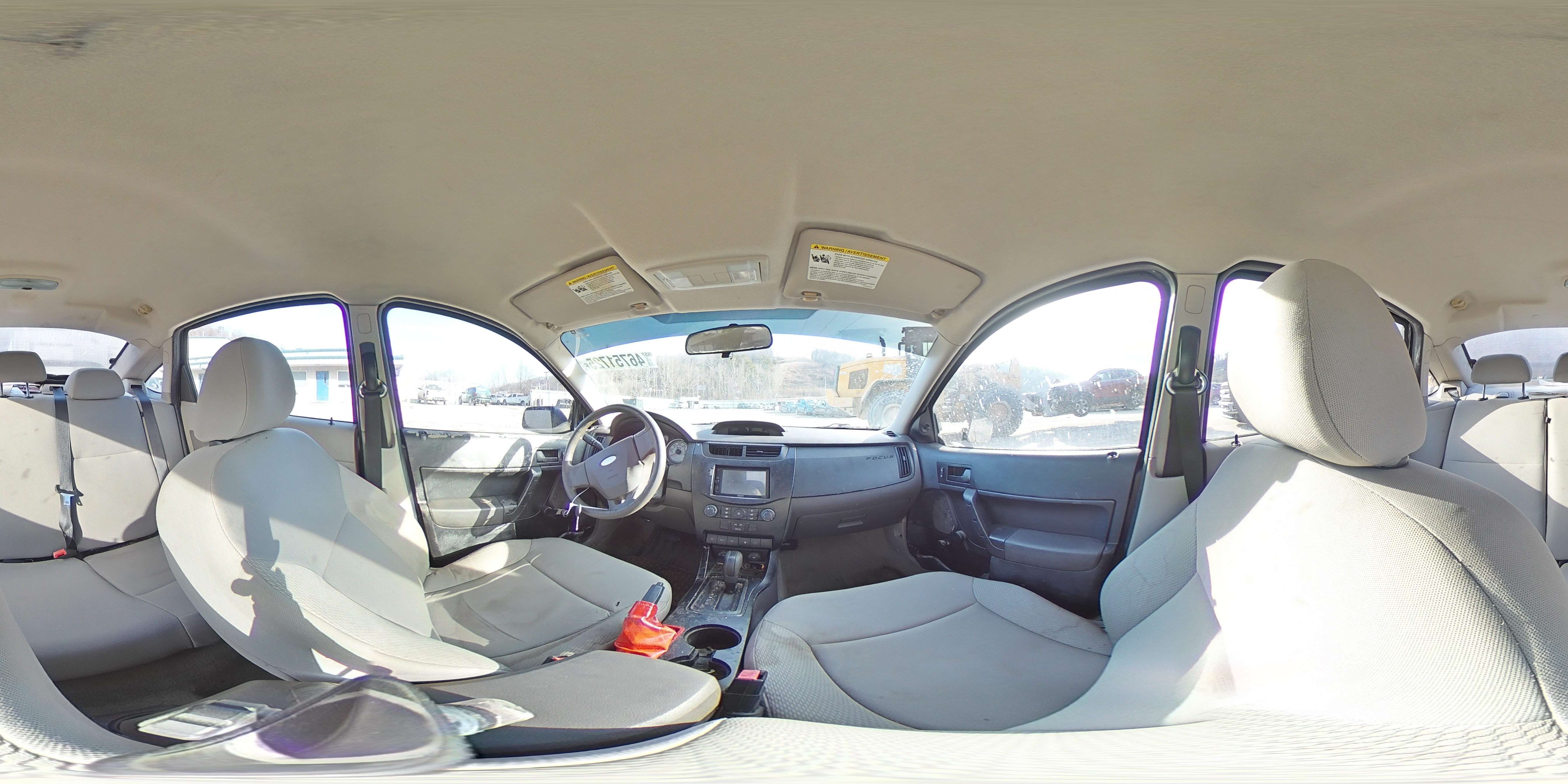 2010 Ford Focus - Image 12