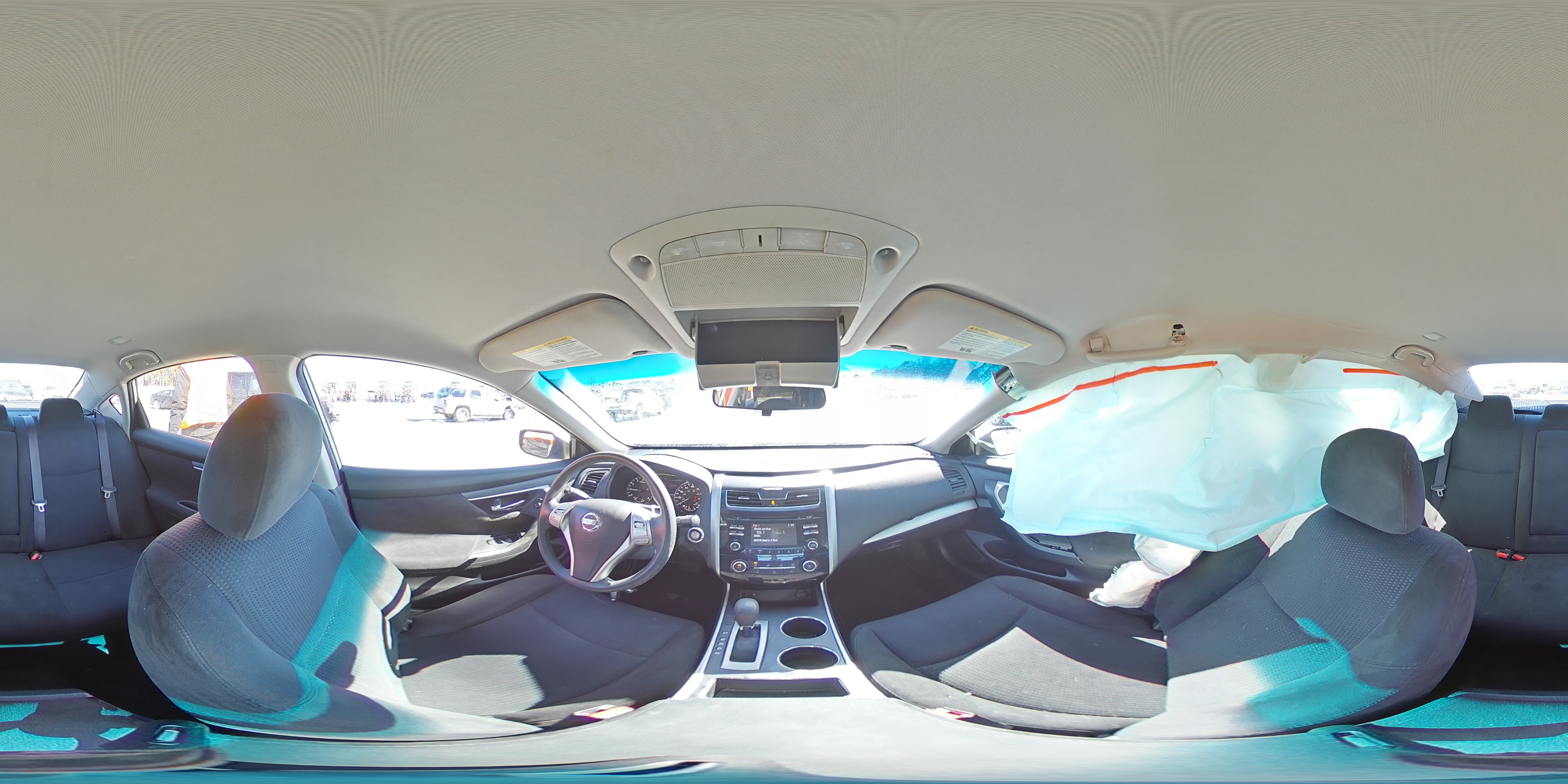 2015 Nissan Altima - Image 12
