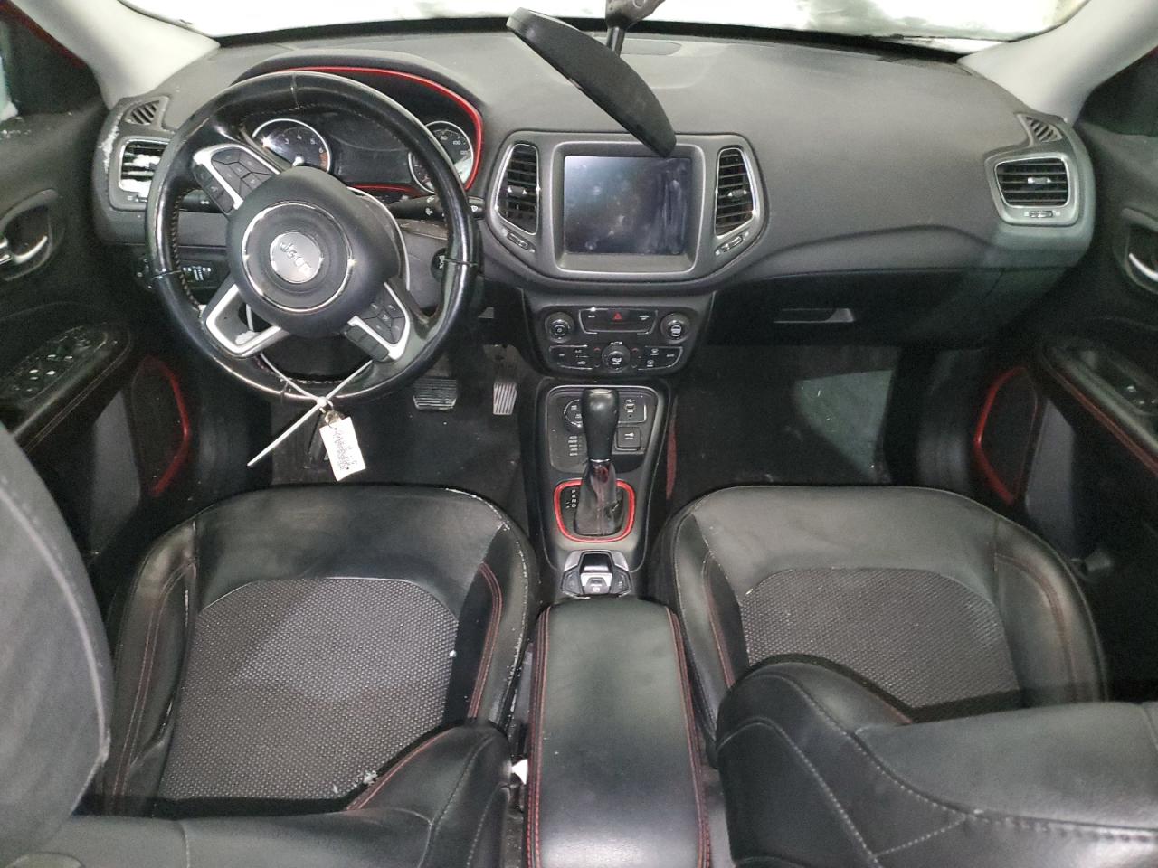 2020 Jeep Compass - Image 8