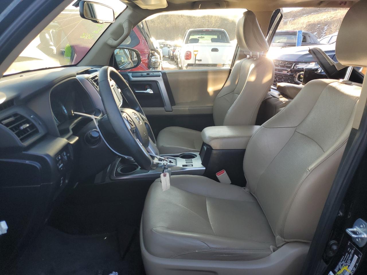 2018 Toyota 4Runner - Image 7