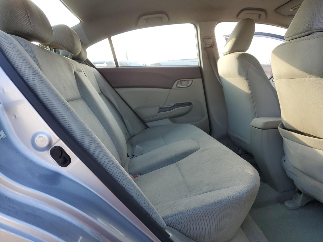 2012 Honda Civic - Image 10