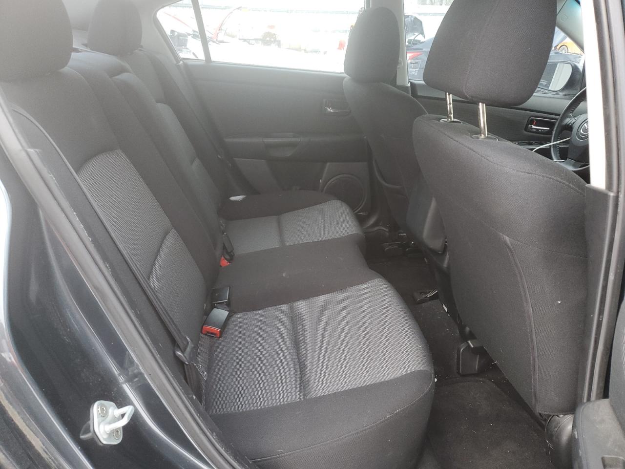 2009 Mazda 3 - Image 10