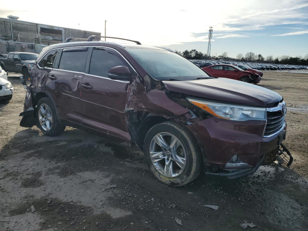 2016 Toyota Highlander - Image 4