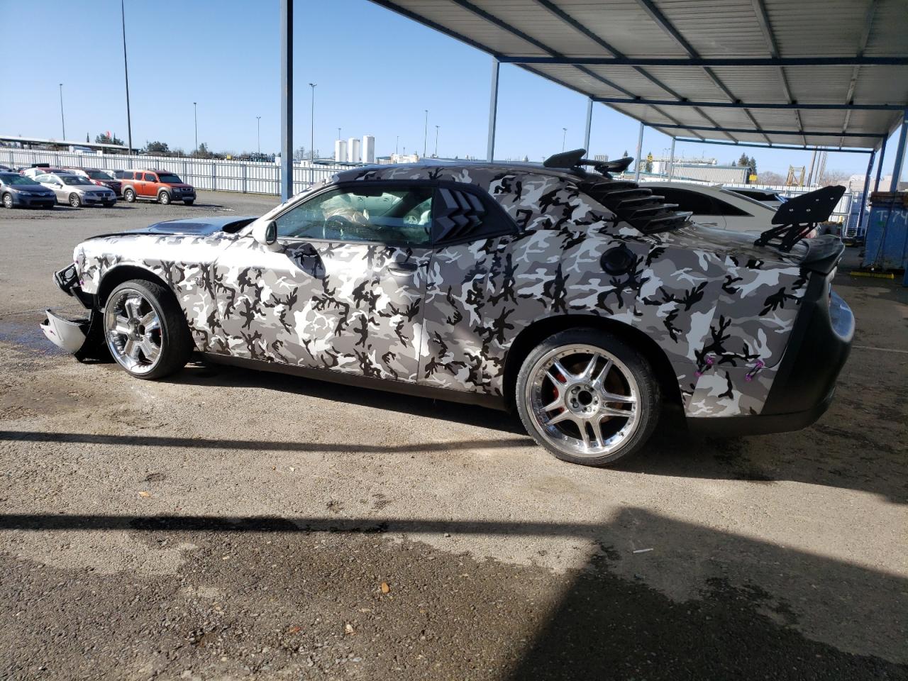 2018 Dodge Challenger - Image 2