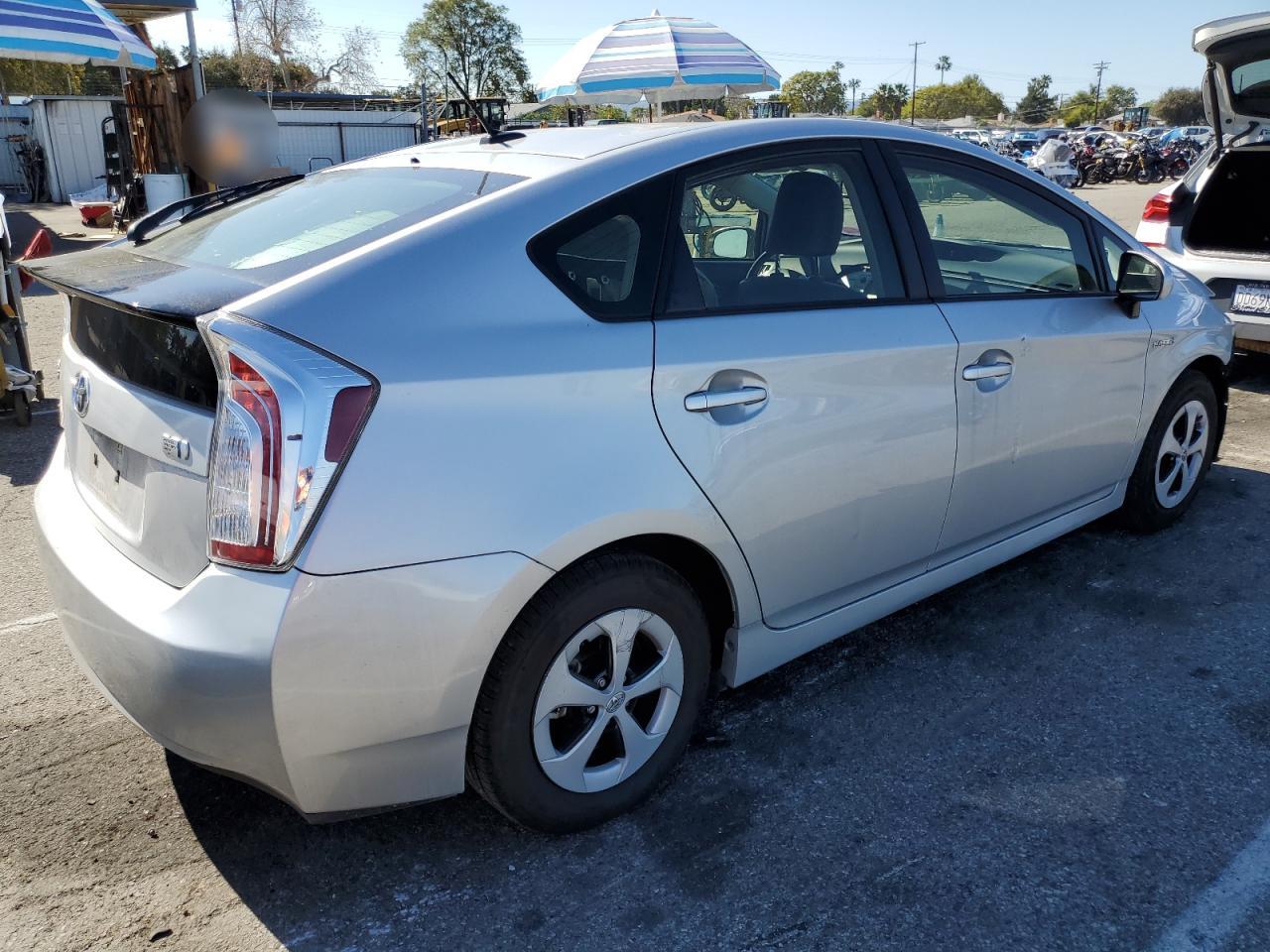 2014 Toyota Prius - Image 3