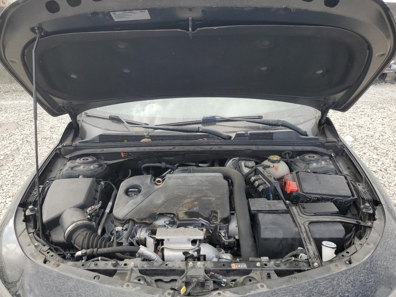 2016 Chevrolet Malibu - Image 11