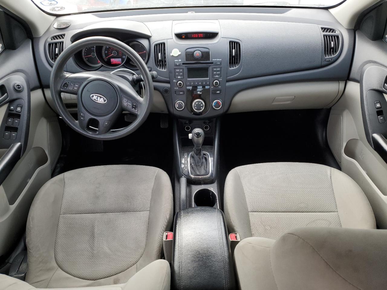 2012 Kia Forte - Image 8