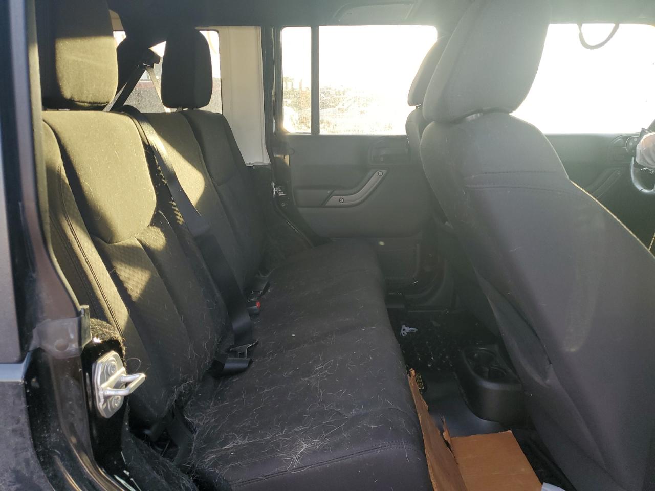 2016 Jeep Wrangler - Image 11
