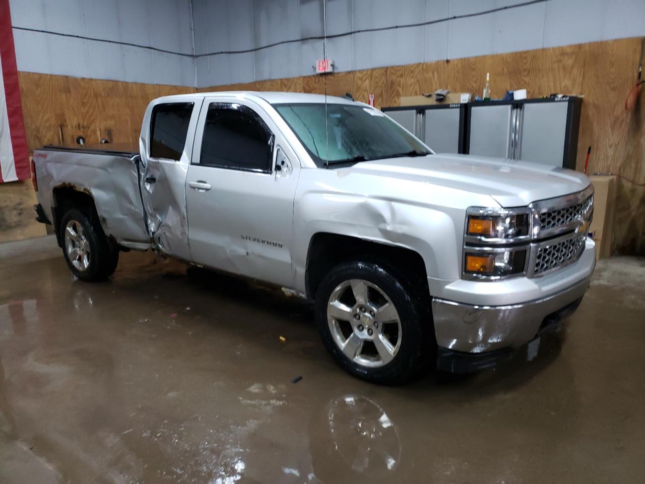 2014 Chevrolet Silverado - Image 4