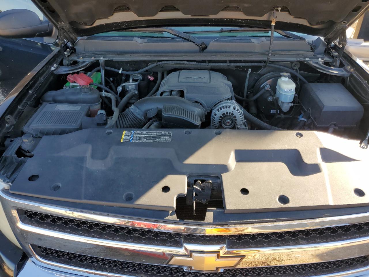2011 Chevrolet Silverado - Image 13