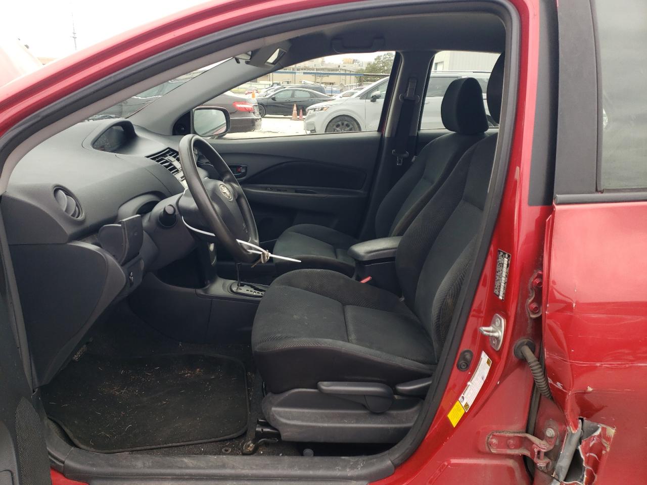 2012 Toyota Yaris - Image 7