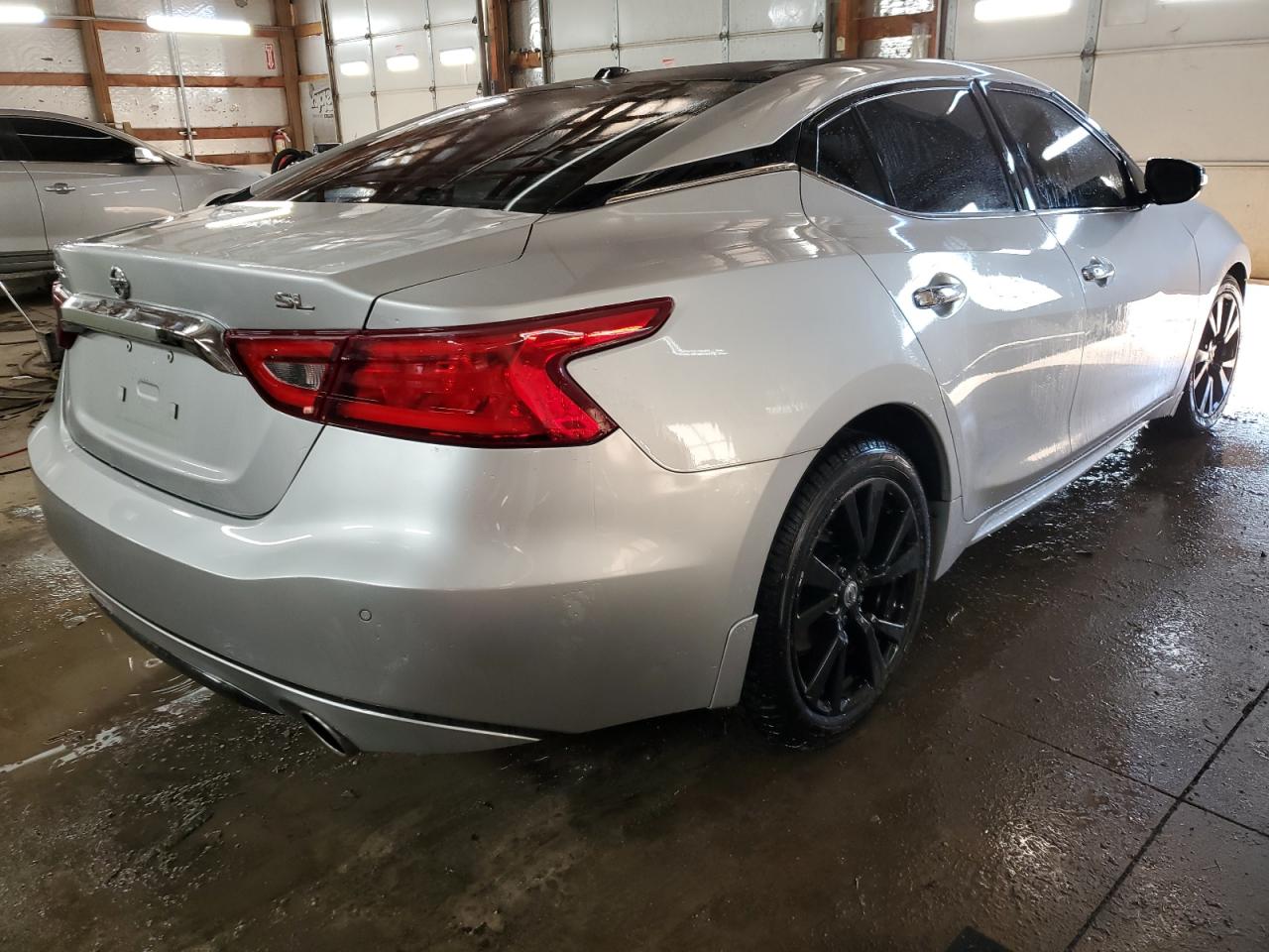 2016 Nissan Maxima - Image 3