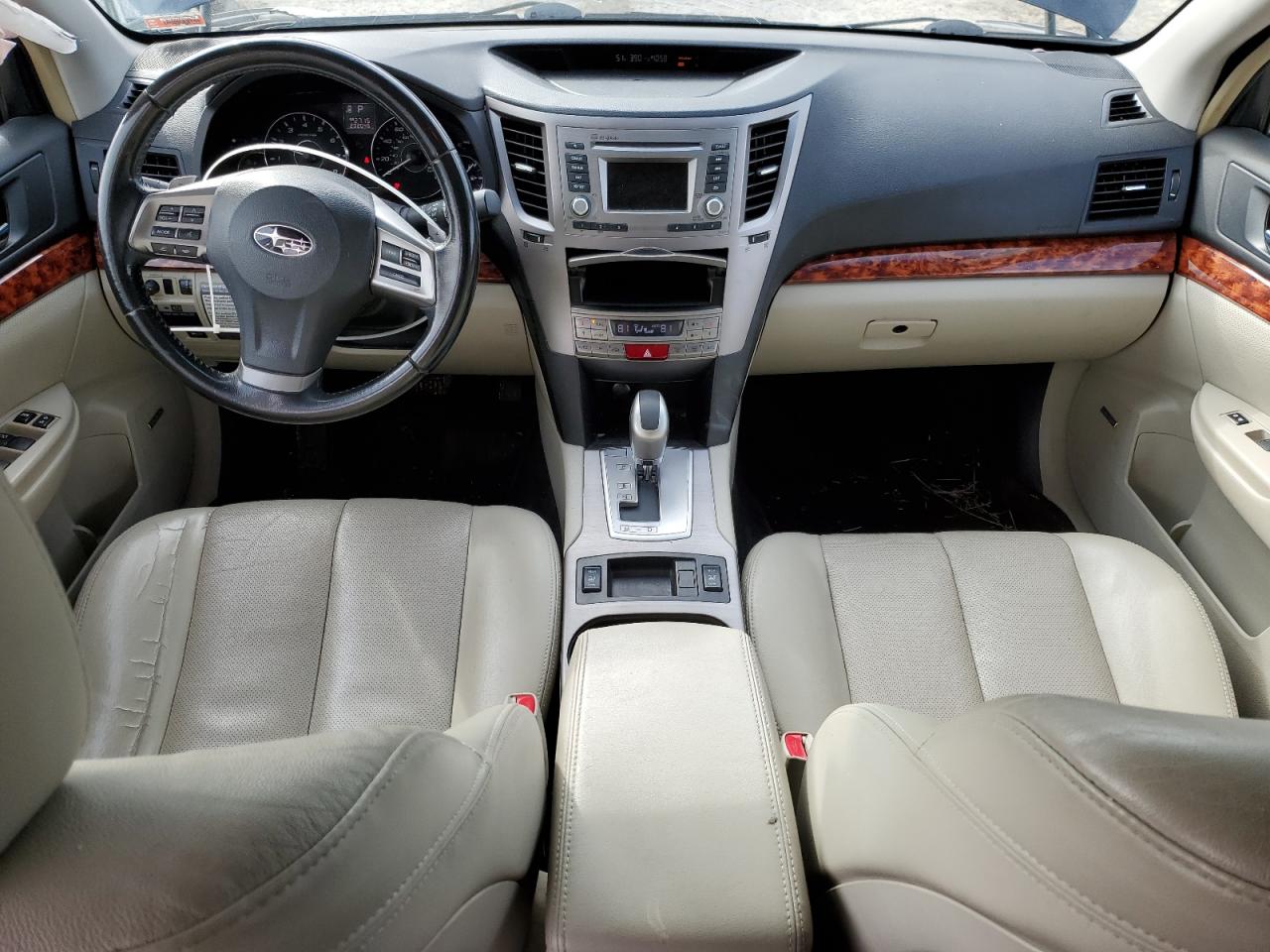 2012 Subaru Outback - Image 8