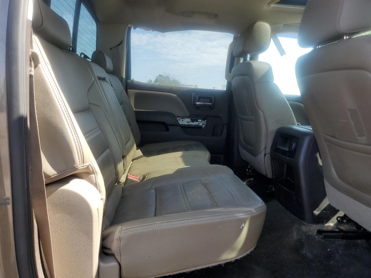 2015 GMC Sierra - Image 11