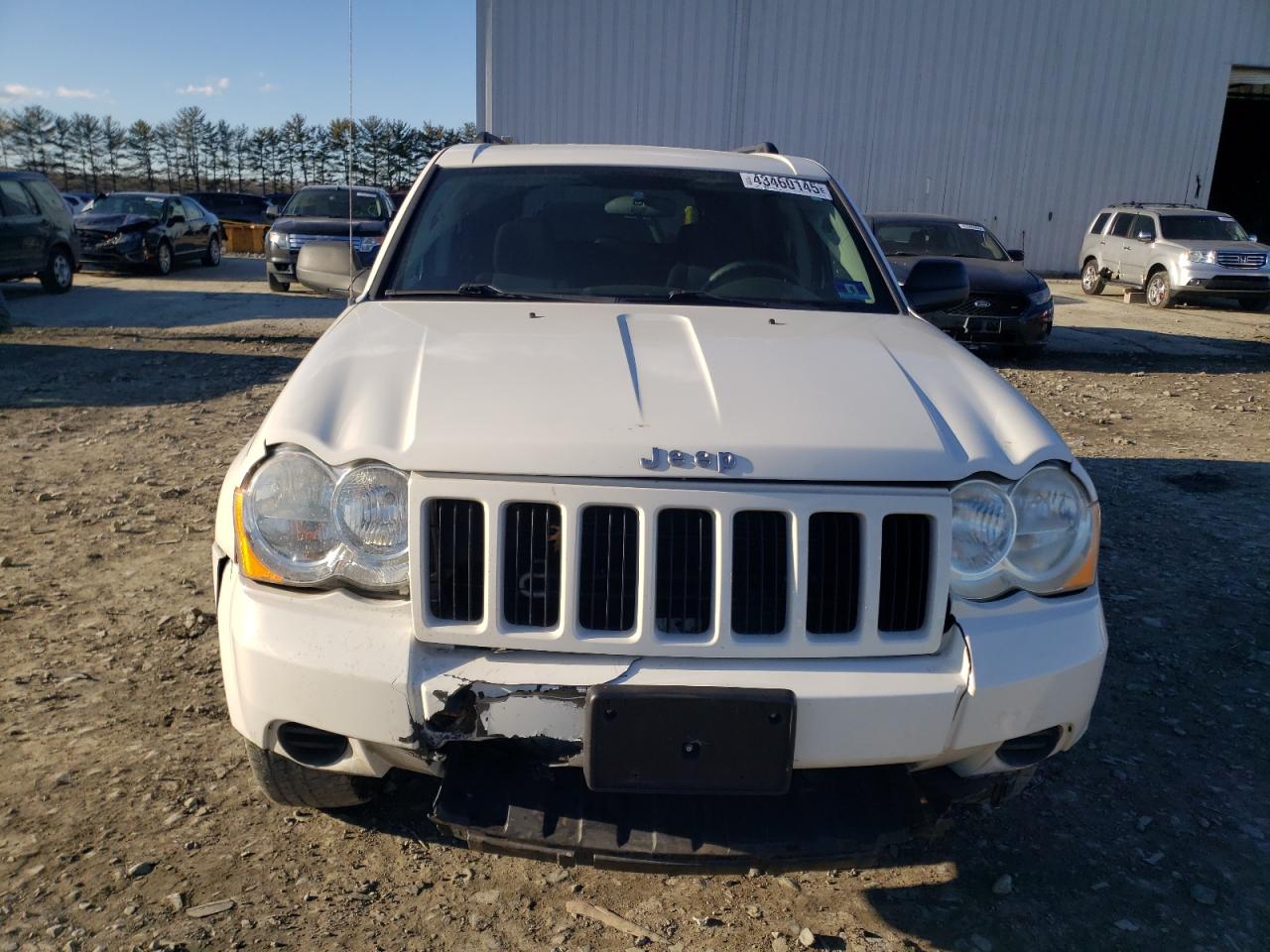 2009 Jeep Grand Cherokee - Image 5