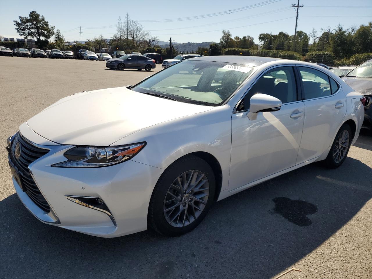 2018 Lexus ES - Image 1