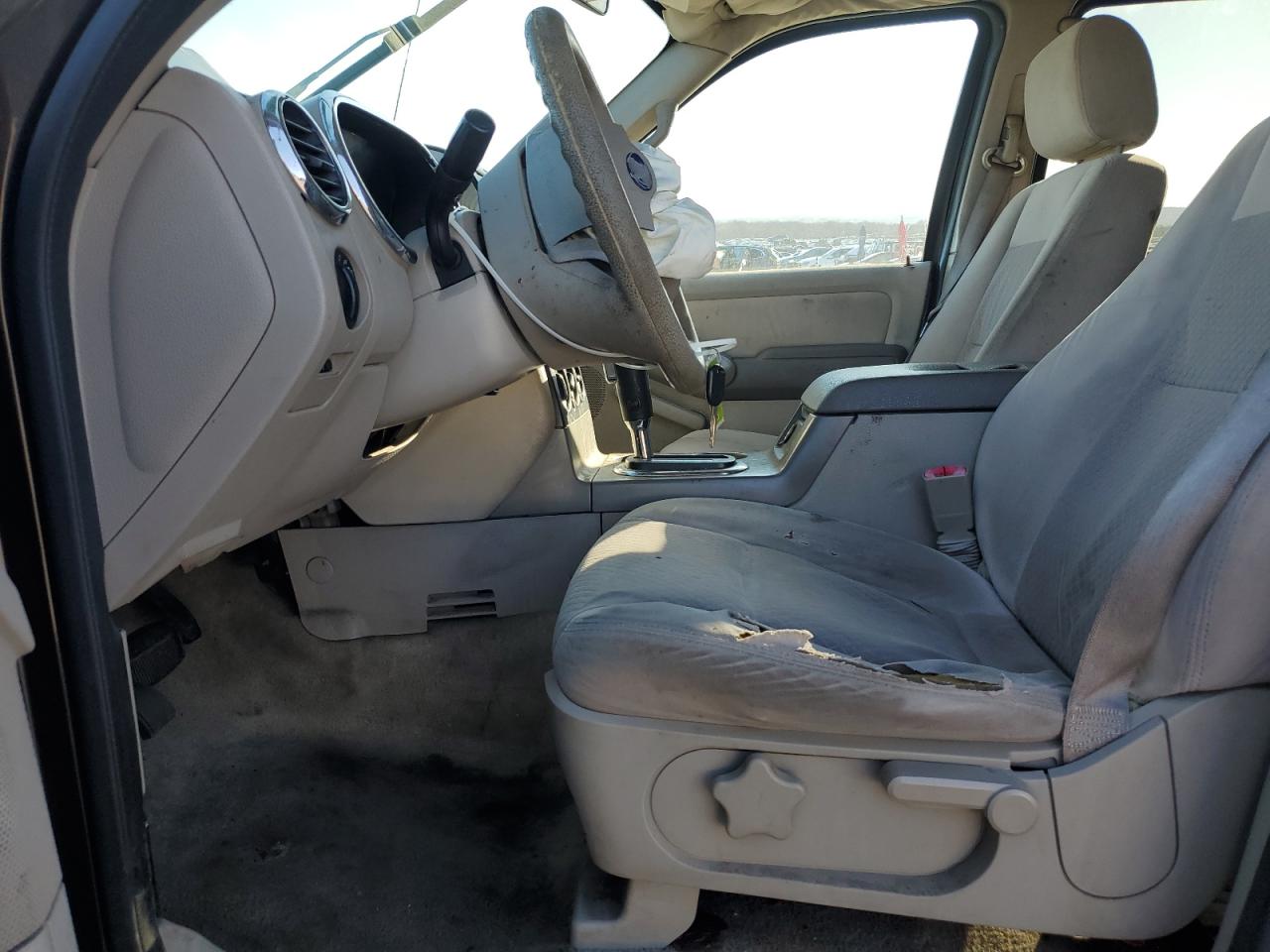 2006 Ford Explorer - Image 7
