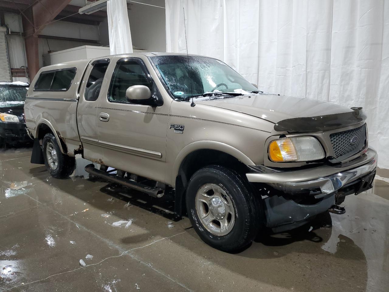 2001 Ford F-150 - Image 4