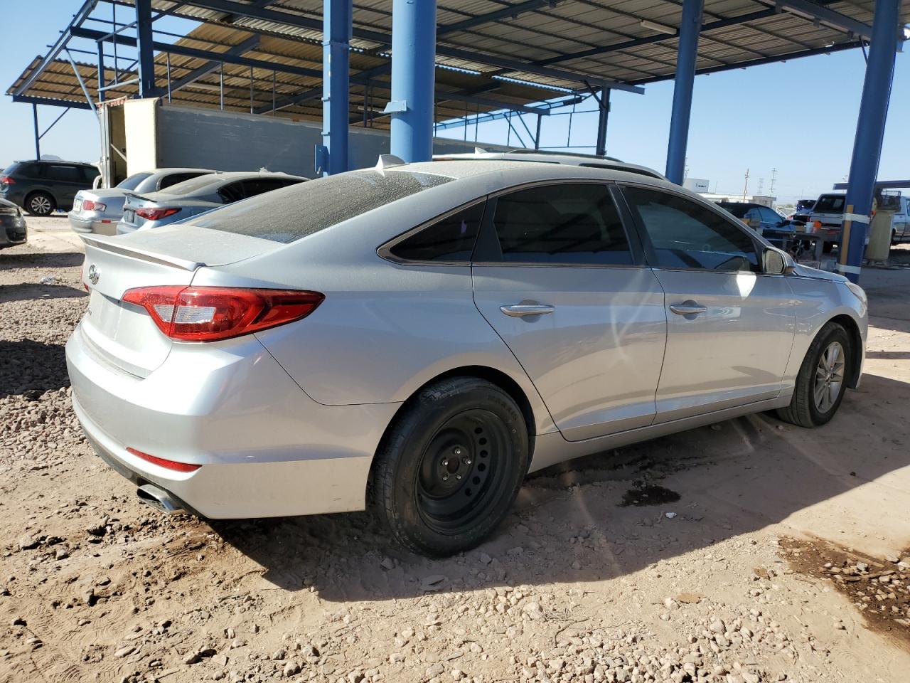 2015 Hyundai Sonata - Image 3