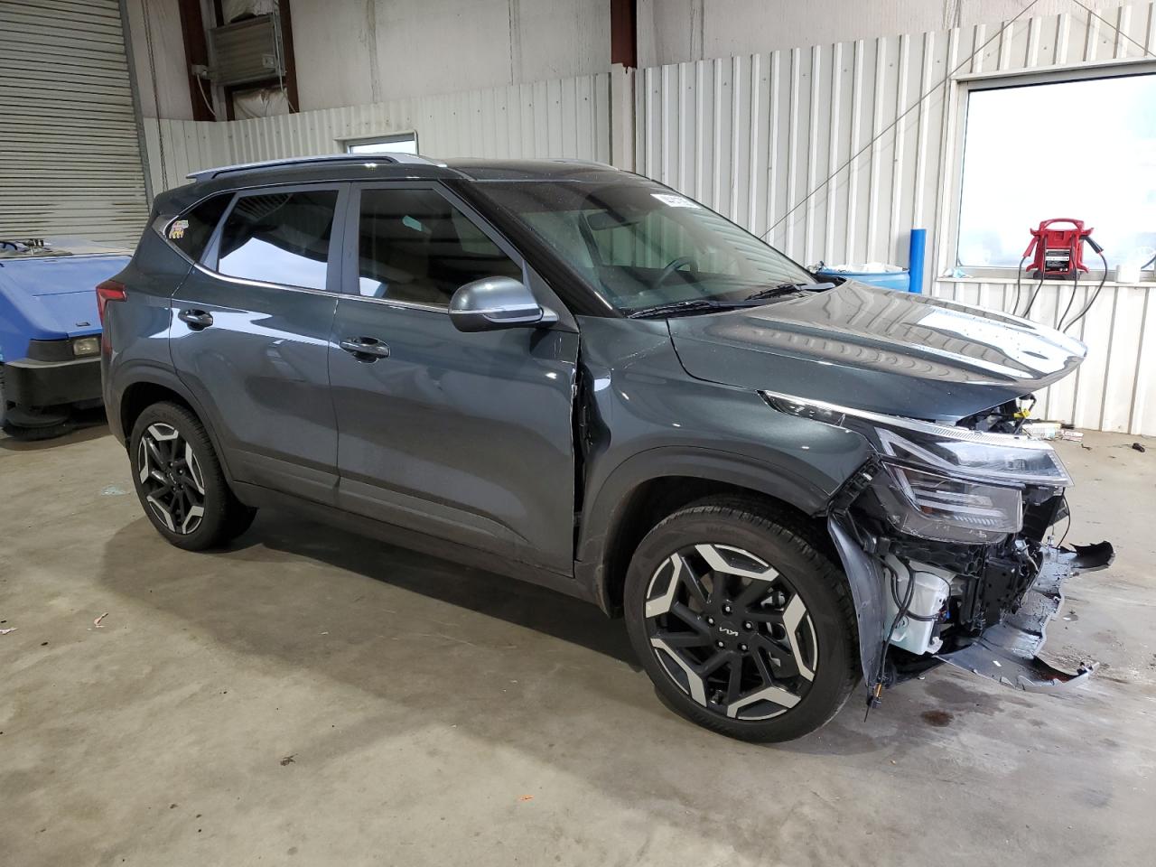 2024 Kia Seltos - Image 4