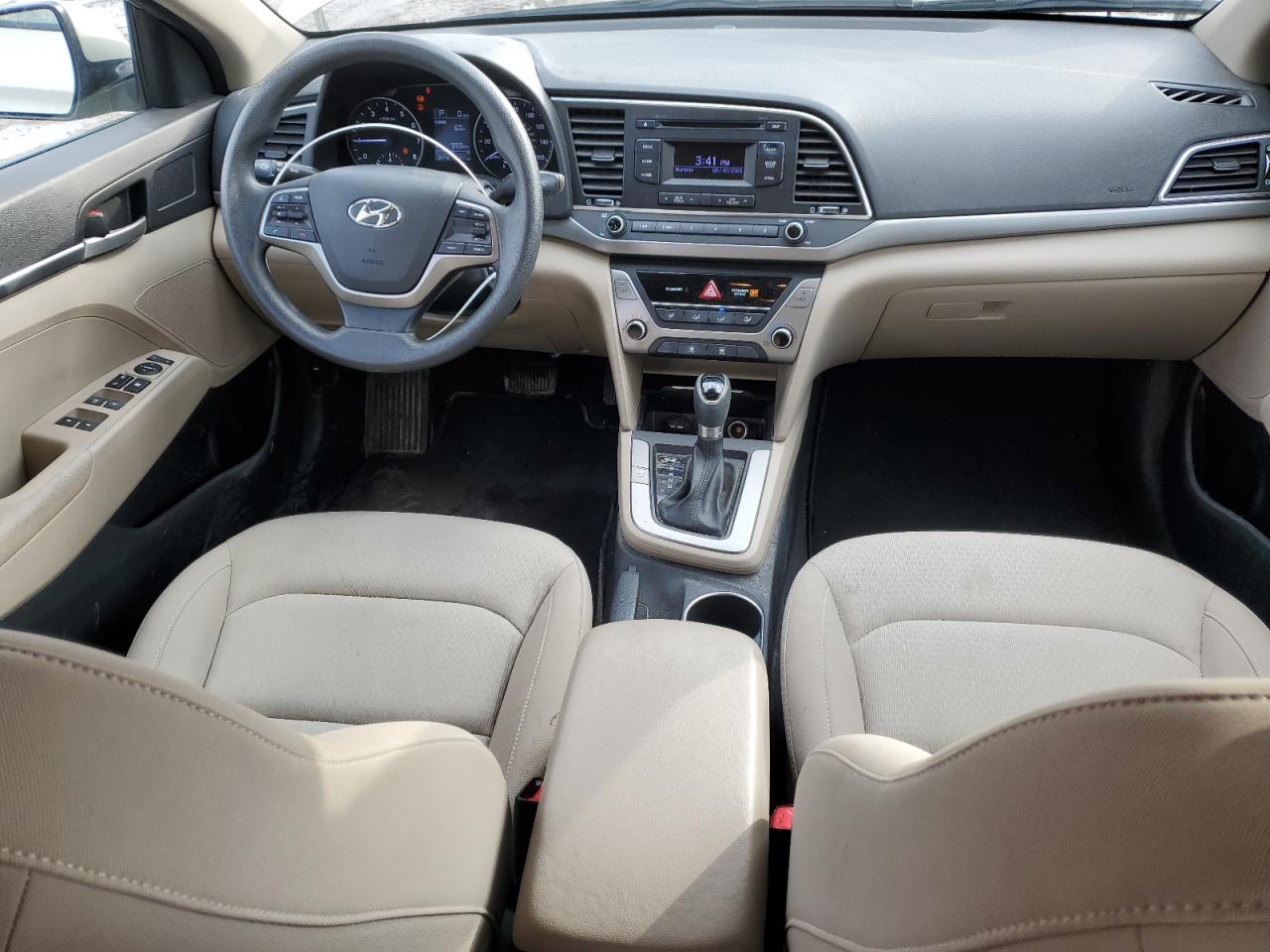 2017 Hyundai Elantra - Image 8