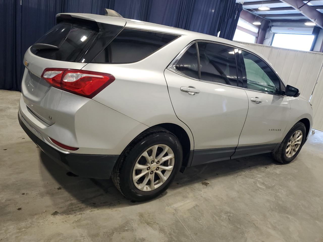 2019 Chevrolet Equinox - Image 3