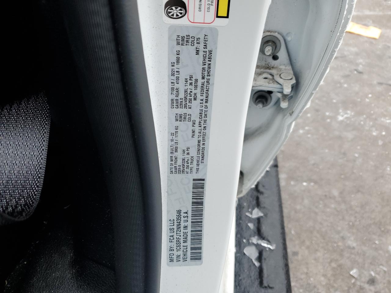 2022 RAM 1500 - Image 14