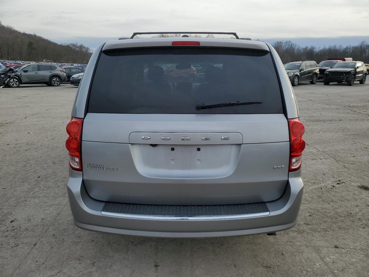 2020 Dodge Caravan - Image 6