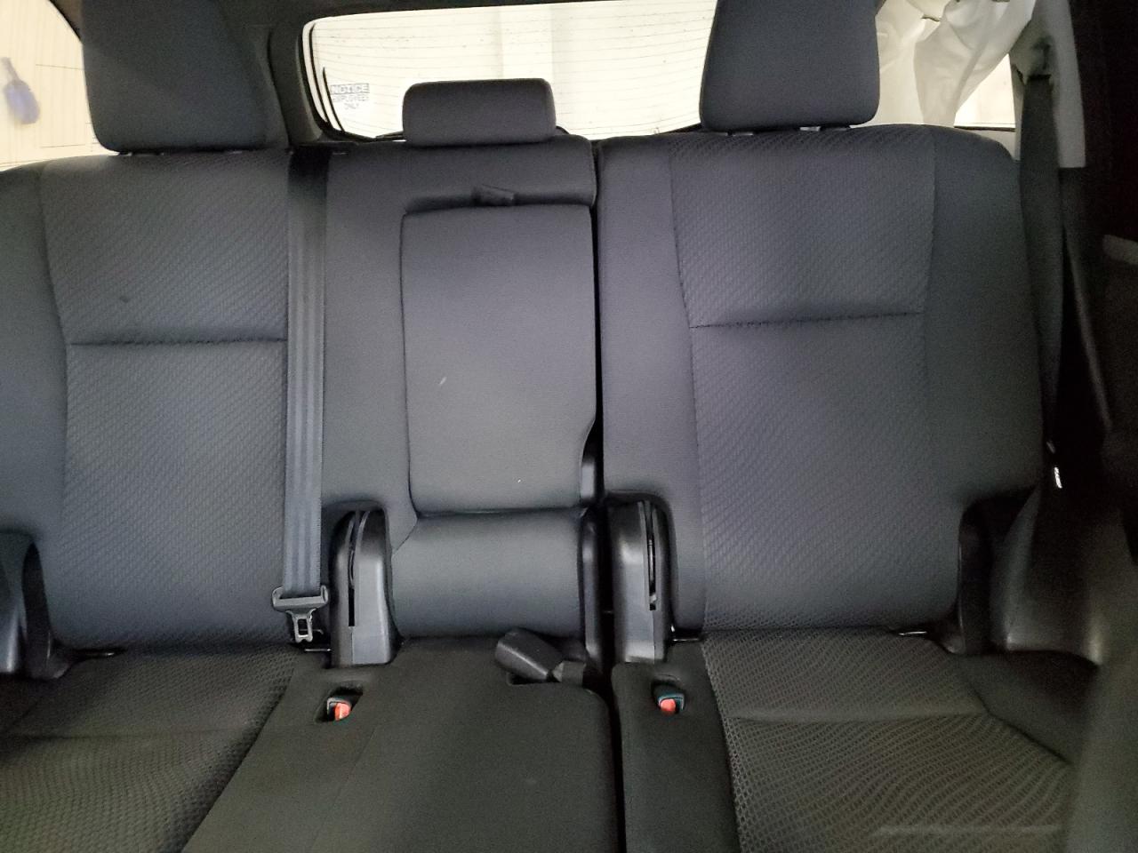 2018 Toyota Highlander - Image 10