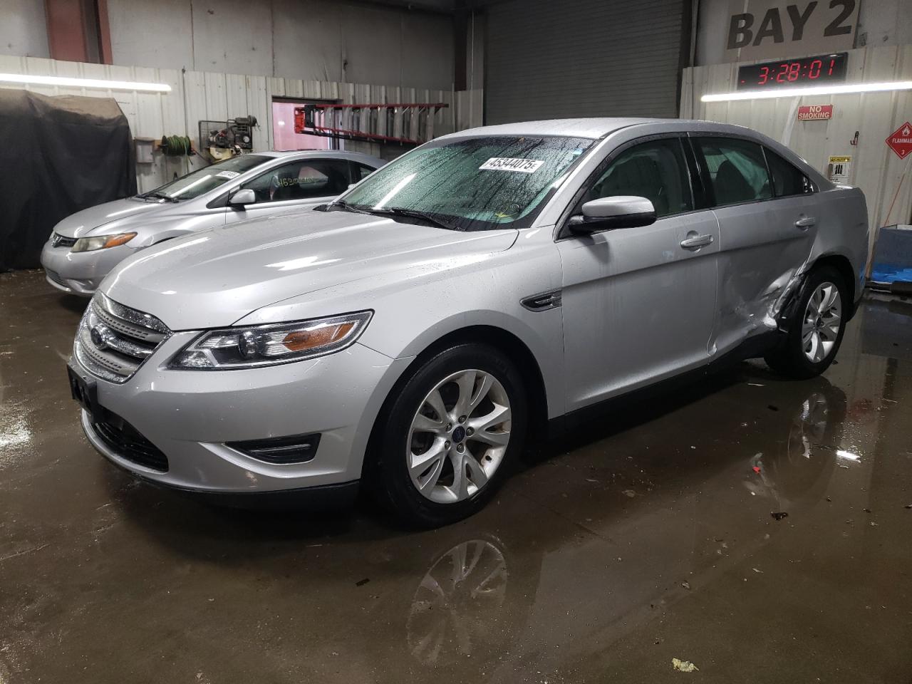 2011 Ford Taurus - Image 1