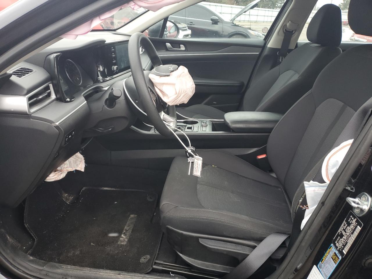 2023 Kia K5 - Image 7