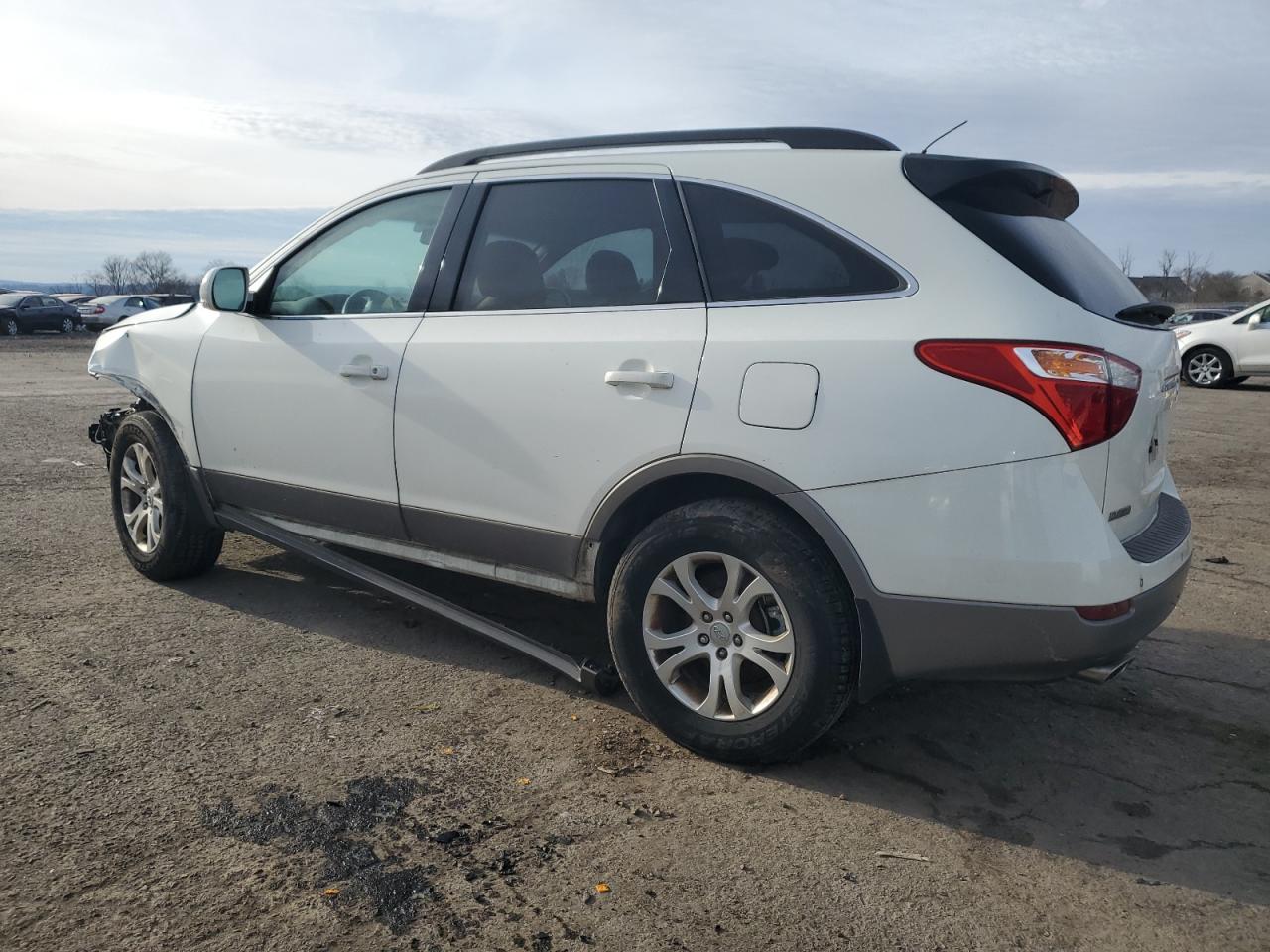 2010 Hyundai Veracruz - Image 2